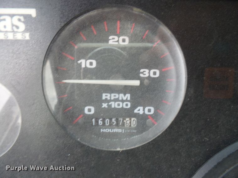 image for item DE2376 2005 Thomas Built Saf-T-Liner MVP EF school bus