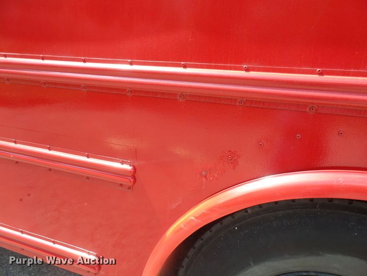 image for item DE2376 2005 Thomas Built Saf-T-Liner MVP EF school bus