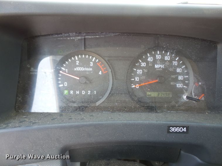 image for item DE2379 2008 Isuzu NPR-HD Crew Cab flatbed truck