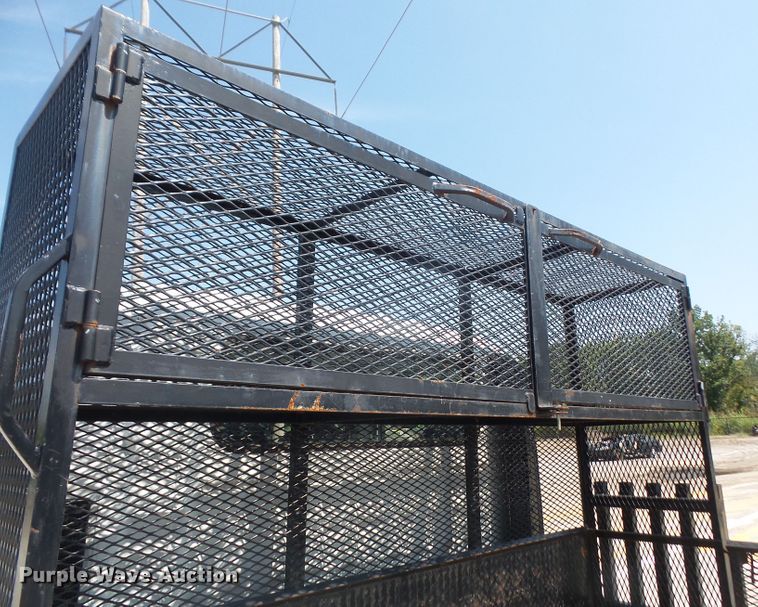 image for item DE2379 2008 Isuzu NPR-HD Crew Cab flatbed truck