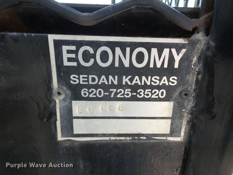 image for item DE2379 2008 Isuzu NPR-HD Crew Cab flatbed truck