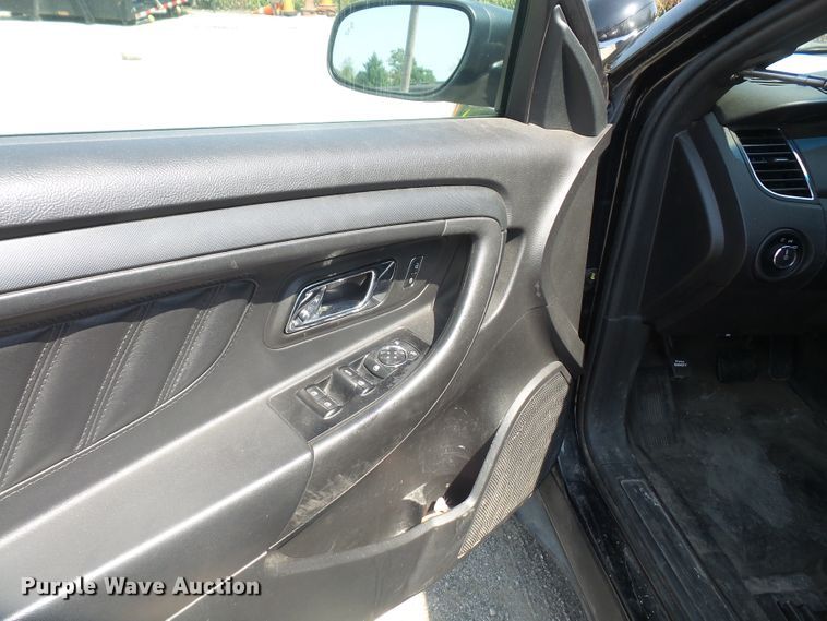 image for item DE2382 2014 Ford Taurus Police