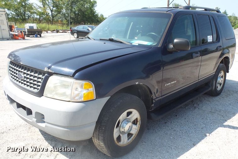 image for item DE2385 2002 Ford Explorer SUV