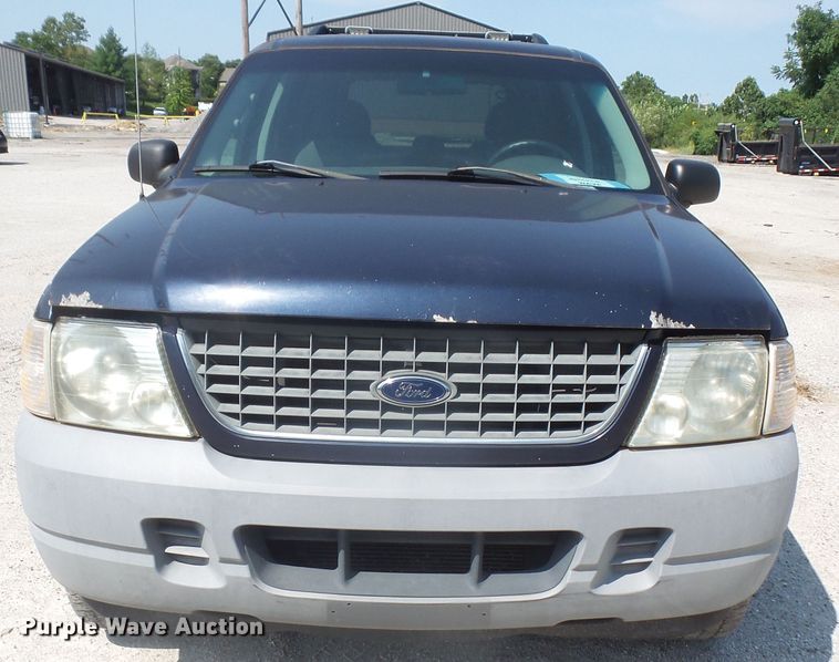 image for item DE2385 2002 Ford Explorer SUV