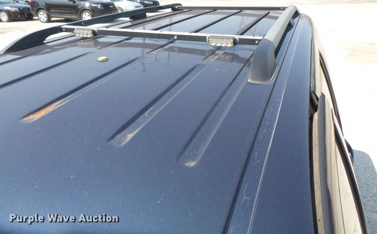 image for item DE2385 2002 Ford Explorer SUV