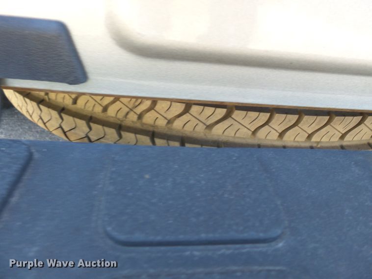 image for item DE7963 2004 Chevrolet Blazer SUV