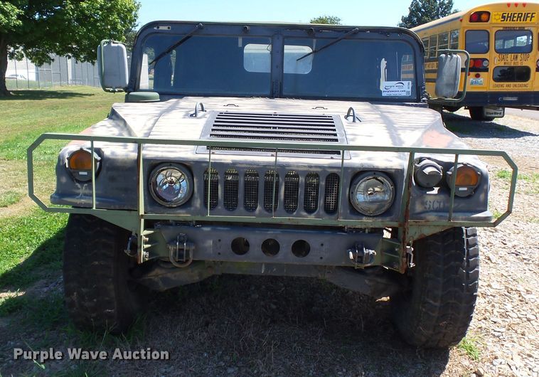 image for item DE7965 1987 Am General Hummer H1 SUV