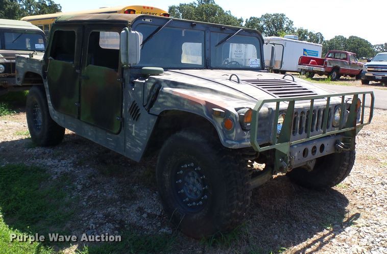 image for item DE7965 1987 Am General Hummer H1 SUV