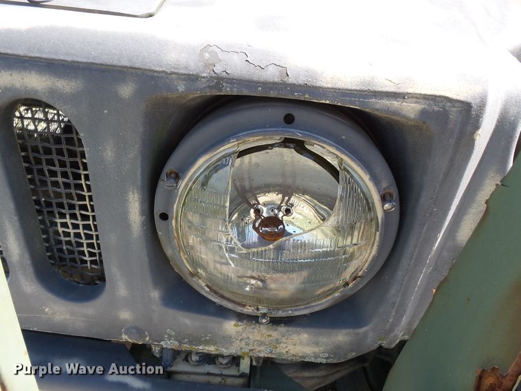 image for item DE7965 1987 Am General Hummer H1 SUV