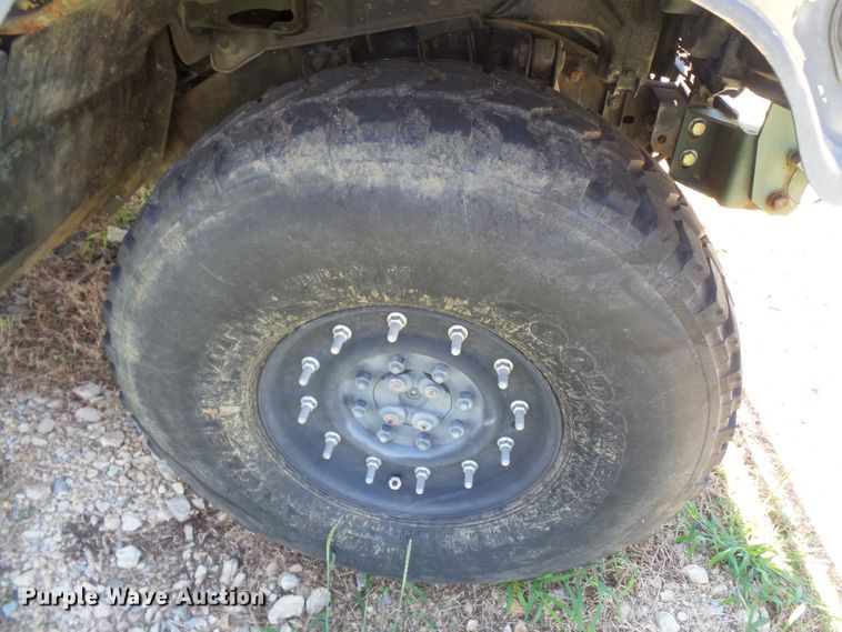 image for item DE7965 1987 Am General Hummer H1 SUV