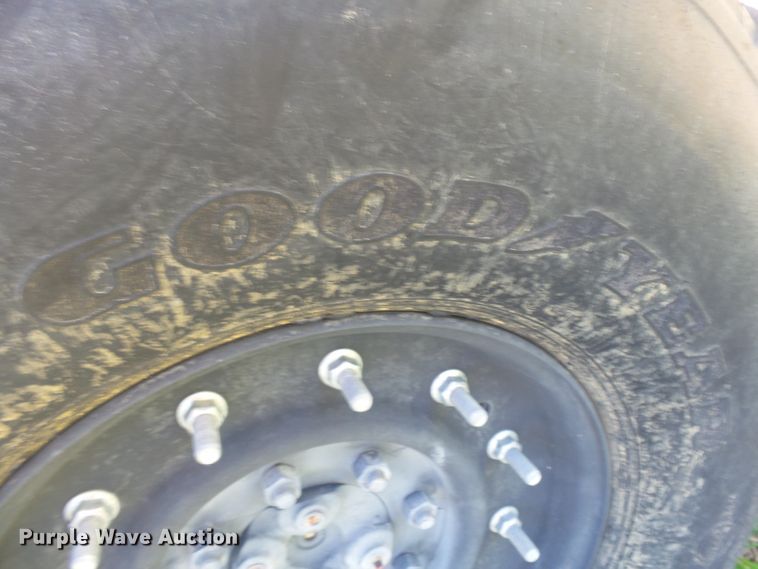 image for item DE7965 1987 Am General Hummer H1 SUV