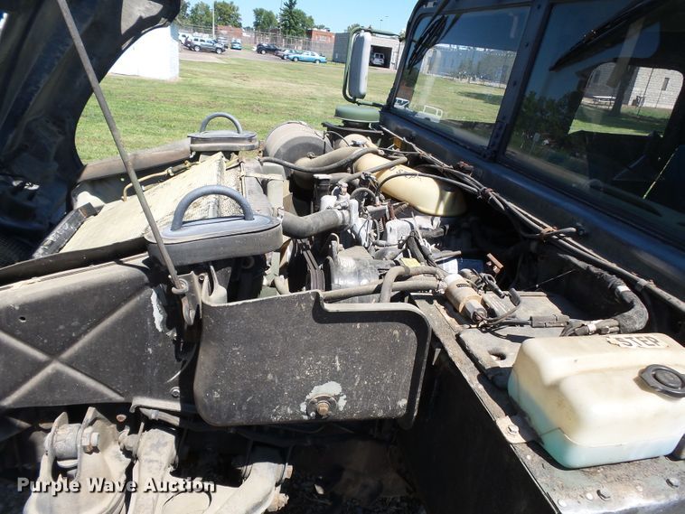 image for item DE7965 1987 Am General Hummer H1 SUV