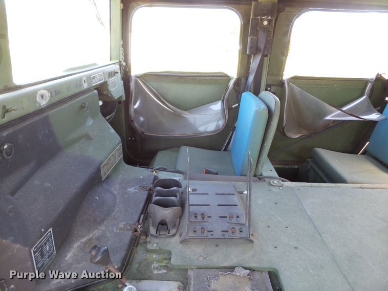 image for item DE7965 1987 Am General Hummer H1 SUV