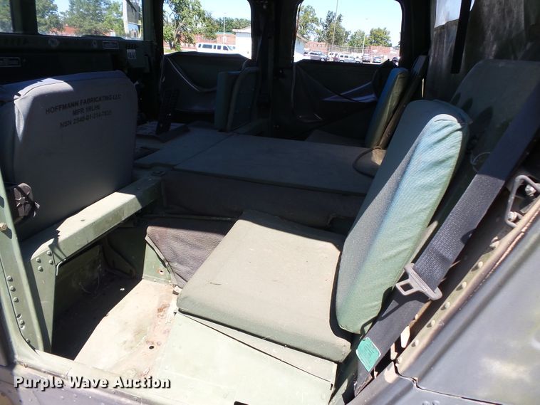 image for item DE7965 1987 Am General Hummer H1 SUV