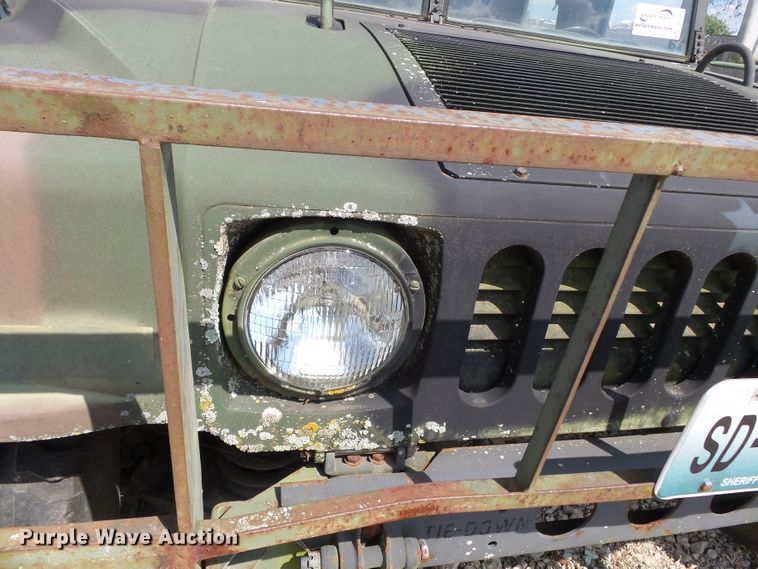 image for item DE7966 1992 Am General Hummer H1 SUV