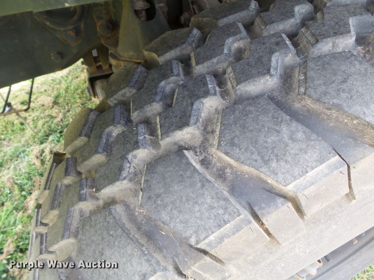 image for item DE7966 1992 Am General Hummer H1 SUV