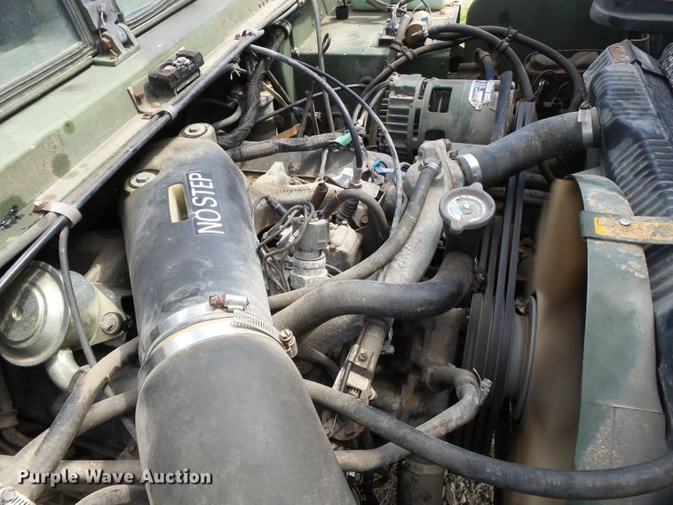 image for item DE7966 1992 Am General Hummer H1 SUV