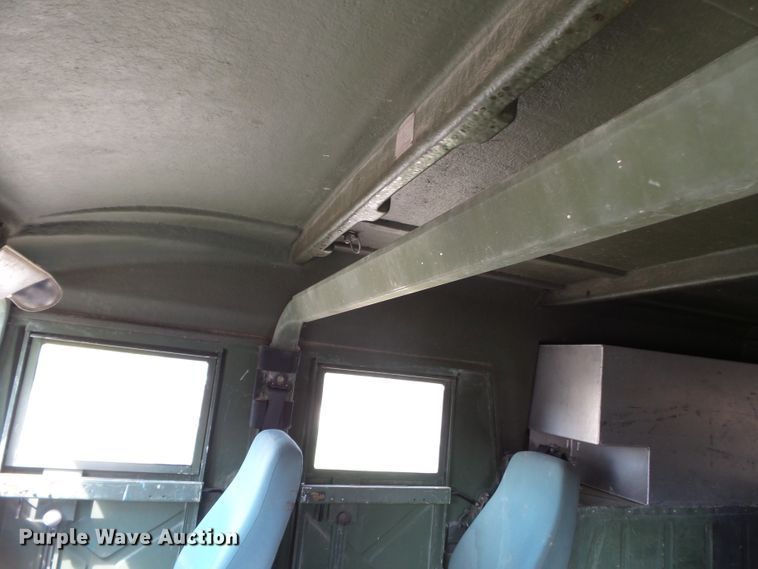 image for item DE7966 1992 Am General Hummer H1 SUV