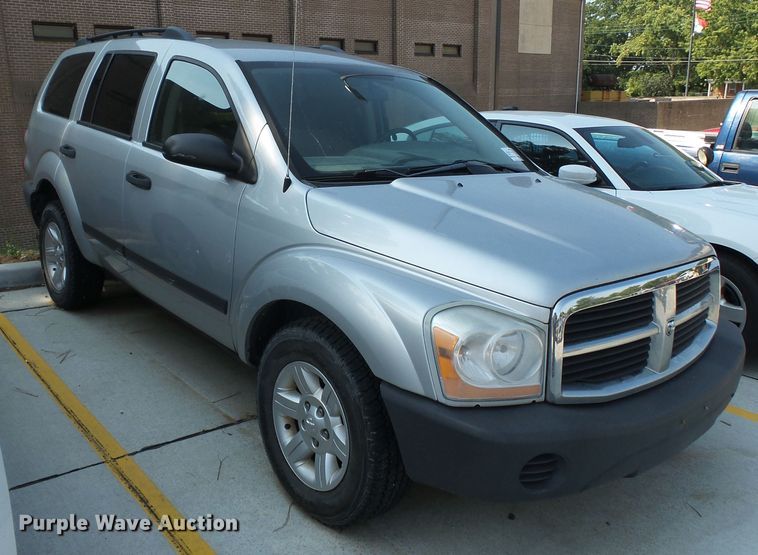 image for item DE7970 2005 Dodge Durango SUV