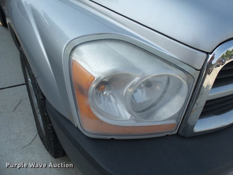 image for item DE7970 2005 Dodge Durango SUV