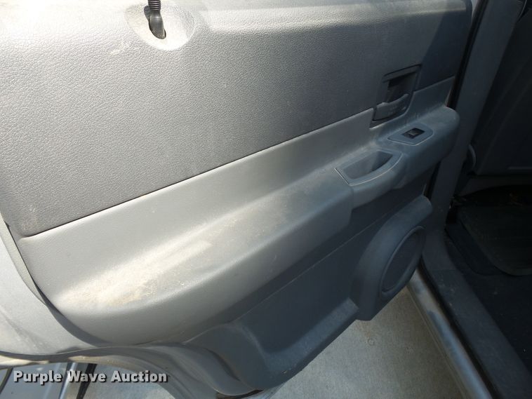 image for item DE7970 2005 Dodge Durango SUV