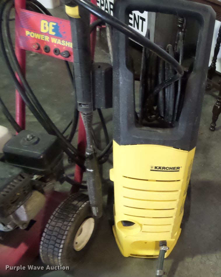 image for item DE7972 (2) pressure washers