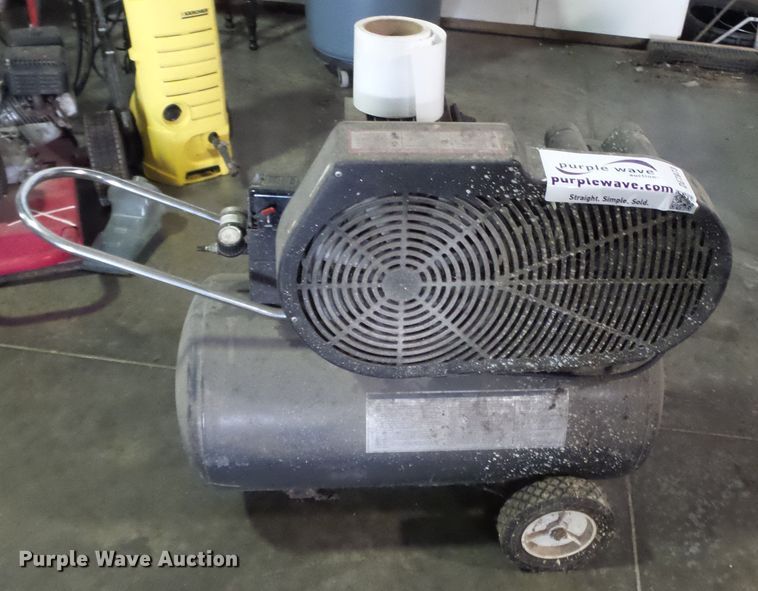 image for item DE7973 Ingersoll Rand LTD3EZ0S air compressor