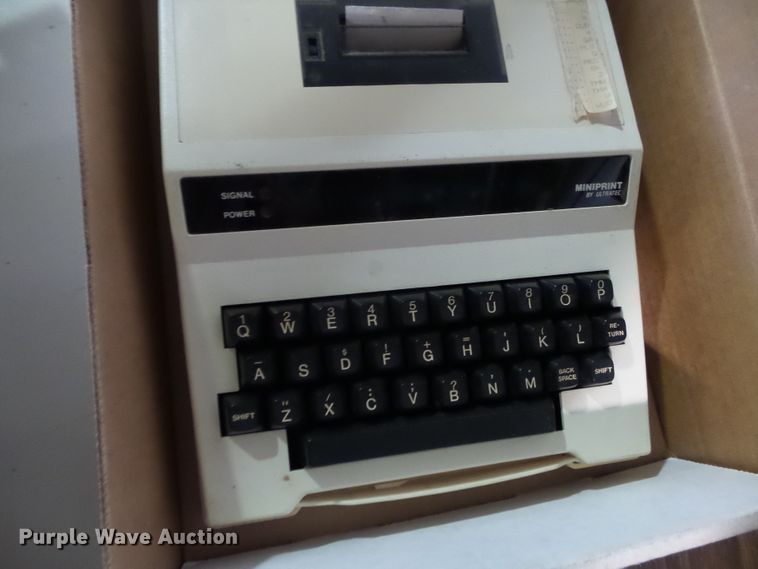 image for item DE7975 Office equipment