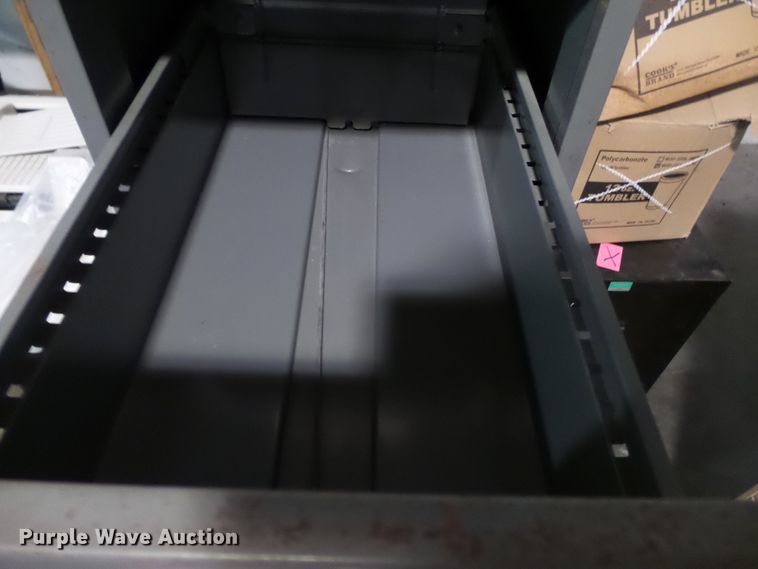 image for item DE7975 Office equipment