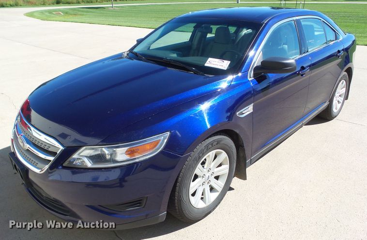 image for item DF0798 2011 Ford Taurus SE