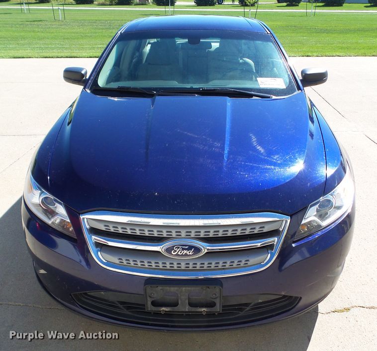 image for item DF0798 2011 Ford Taurus SE