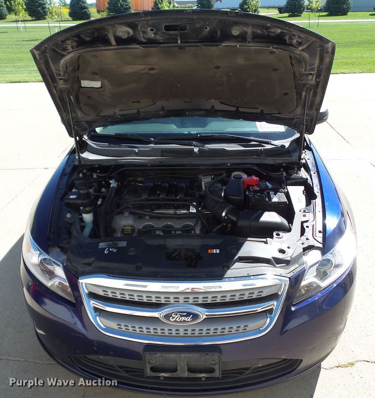 image for item DF0798 2011 Ford Taurus SE