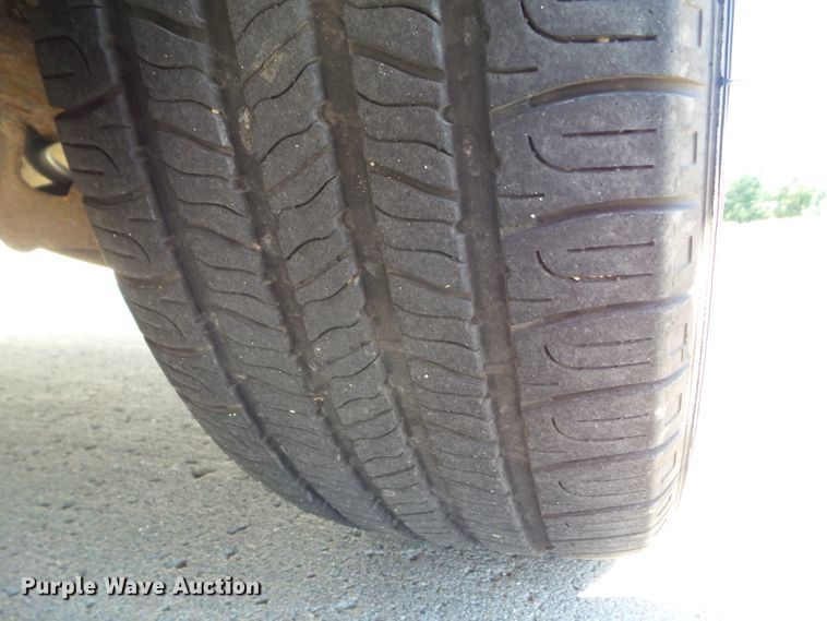 image for item DF0799 2008 Toyota Sienna LE van