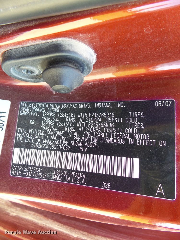 image for item DF0799 2008 Toyota Sienna LE van