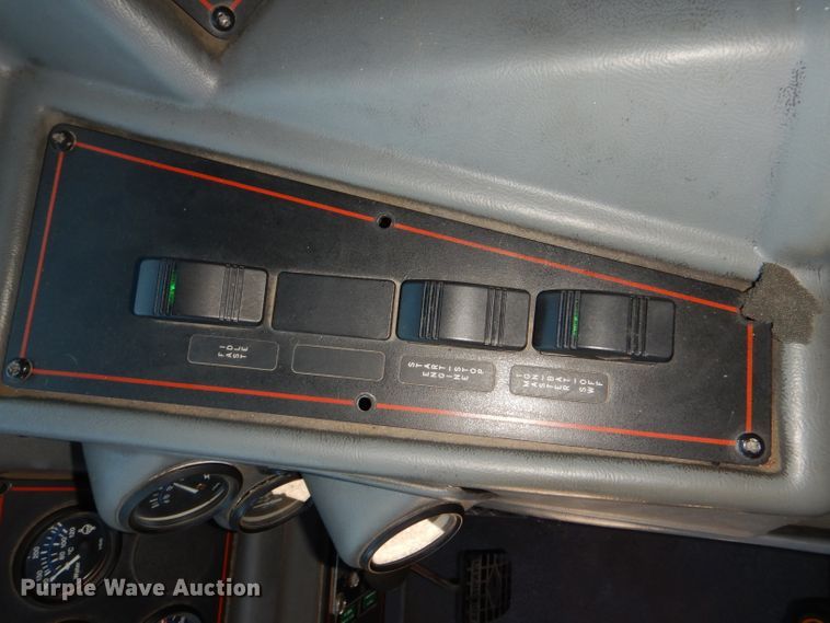 image for item DG1026 1996 E-one fire truck