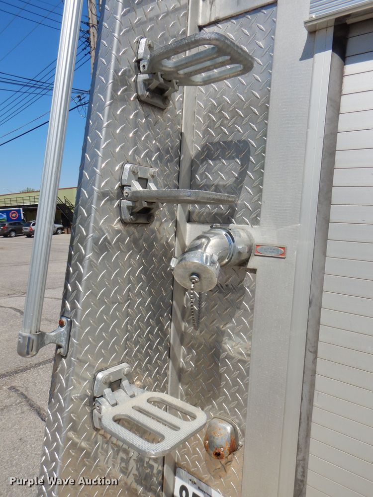 image for item DG1026 1996 E-one fire truck