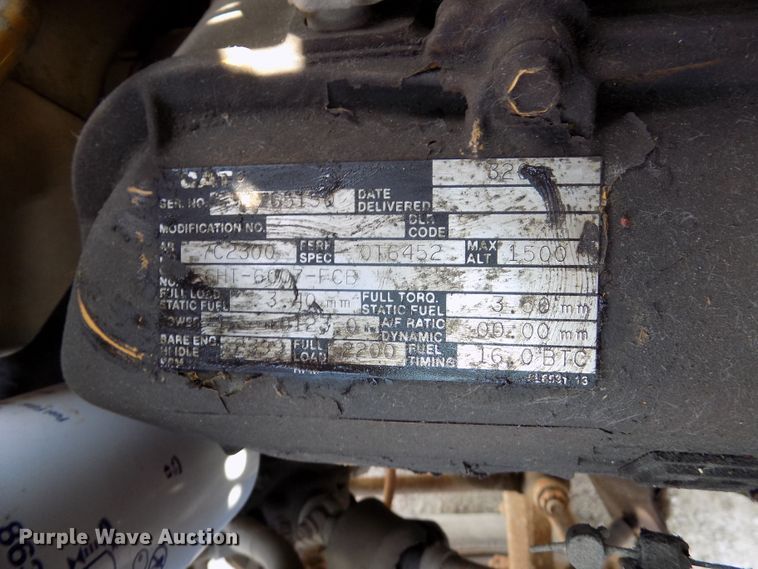 image for item DG2430 1986 Ford F8000 vacuum truck