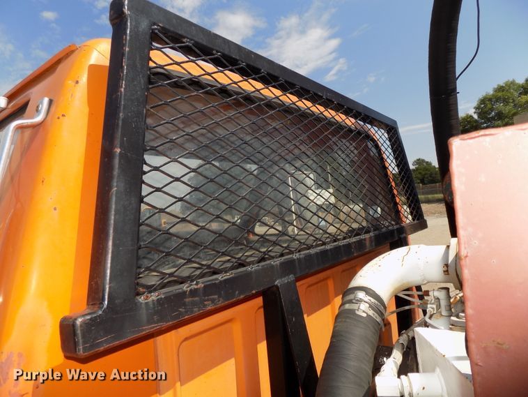 image for item DG2430 1986 Ford F8000 vacuum truck