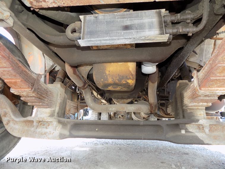 image for item DG2430 1986 Ford F8000 vacuum truck