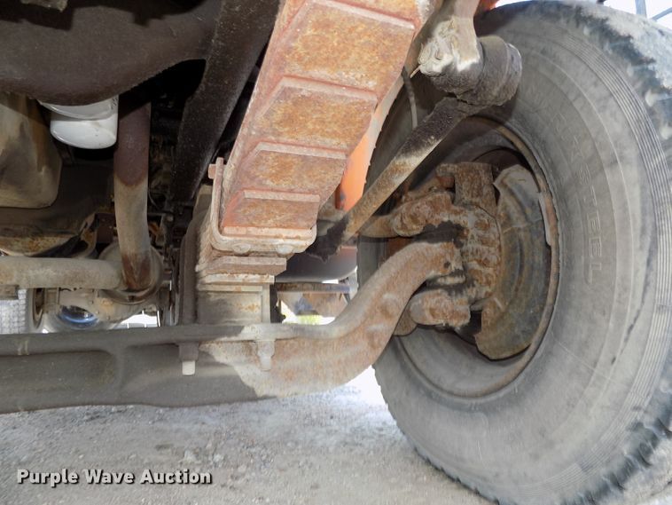 image for item DG2430 1986 Ford F8000 vacuum truck