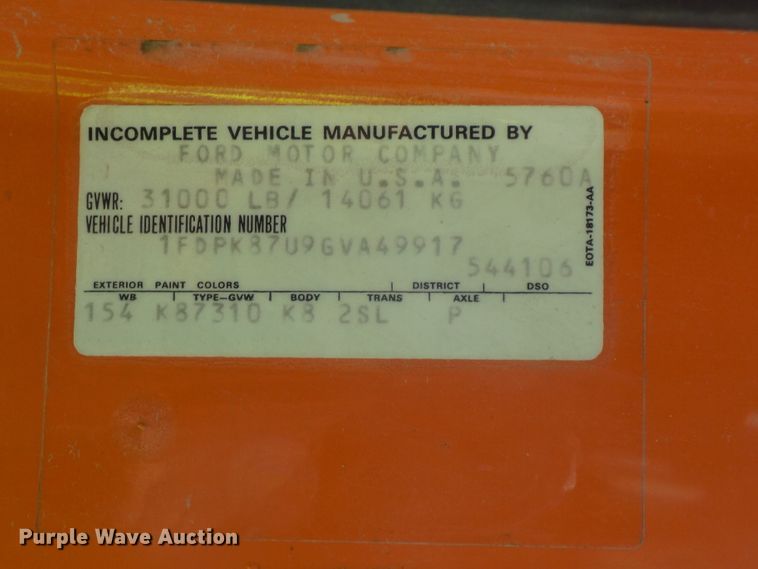 image for item DG2430 1986 Ford F8000 vacuum truck