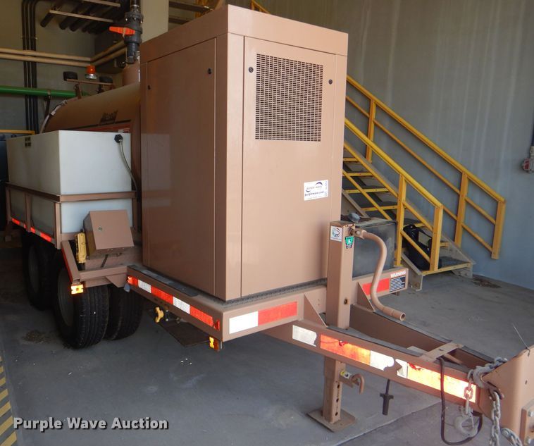 image for item DG4852 2004 Vactron VT-19 tank trailer