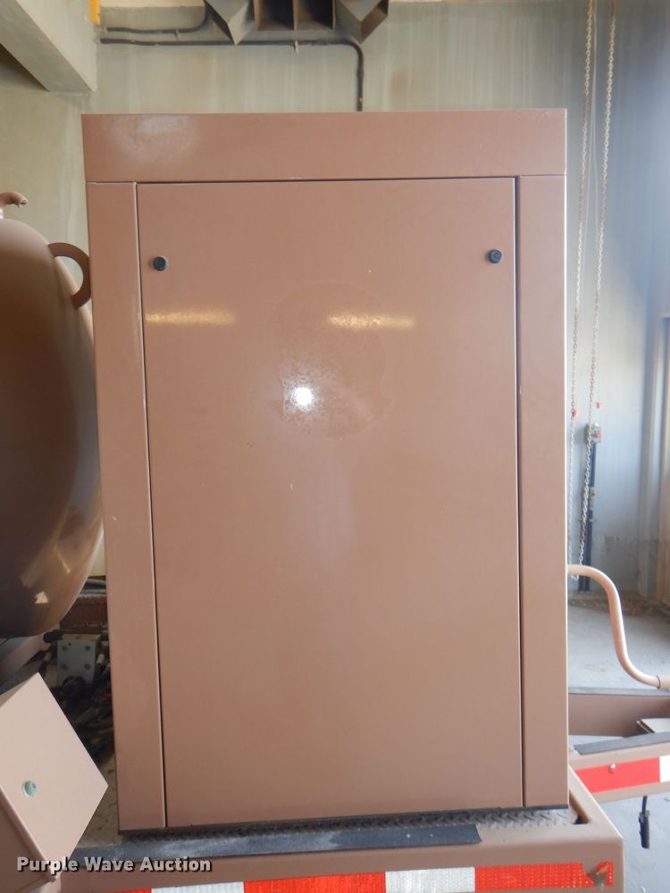 image for item DG4852 2004 Vactron VT-19 tank trailer