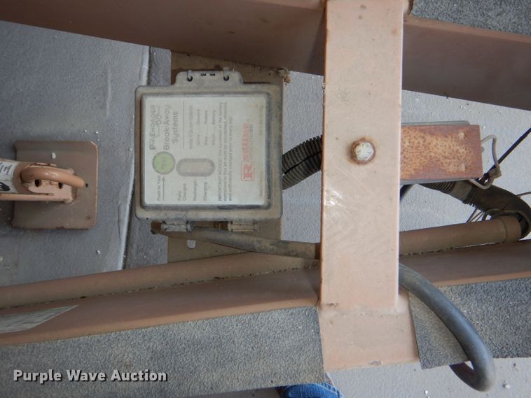 image for item DG4852 2004 Vactron VT-19 tank trailer