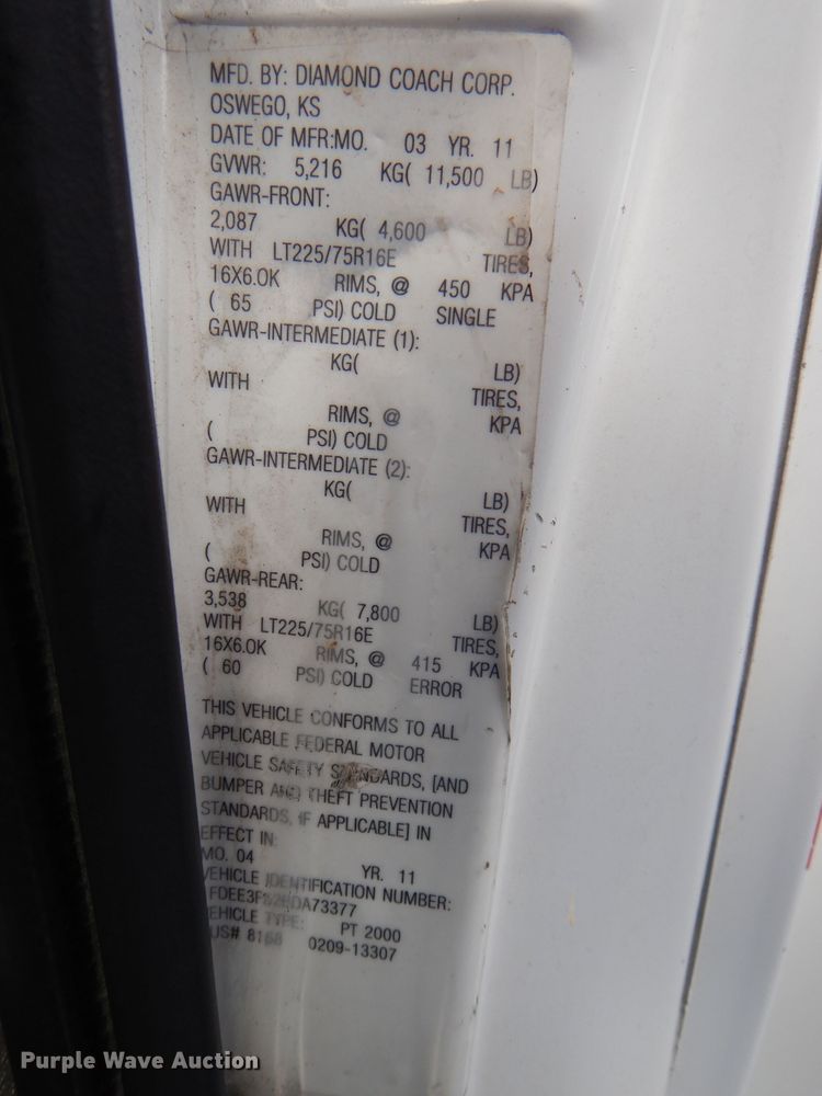 image for item DG4928 2011 Ford Econoline E350 Super Duty shuttle bus