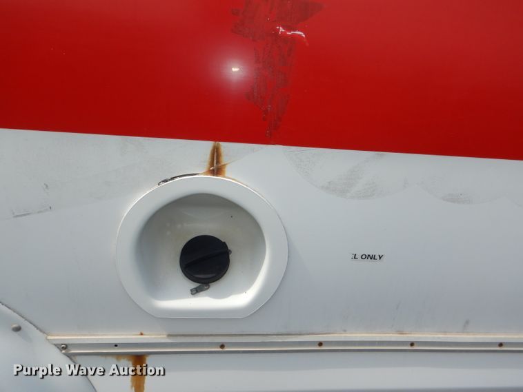 image for item DG4955 2004 Ford Econoline E450 Super Duty shuttle bus