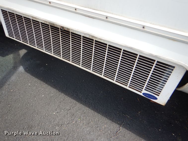 image for item DG4955 2004 Ford Econoline E450 Super Duty shuttle bus