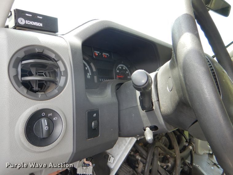 image for item DG4956 2010 Ford Econoline E450 Super Duty shuttle bus