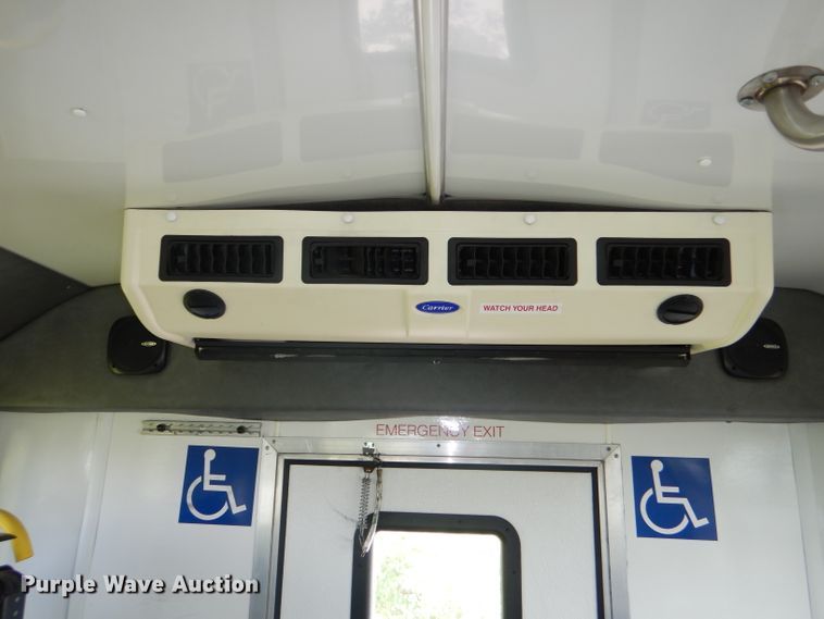 image for item DG4956 2010 Ford Econoline E450 Super Duty shuttle bus