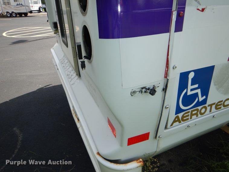 image for item DG4956 2010 Ford Econoline E450 Super Duty shuttle bus